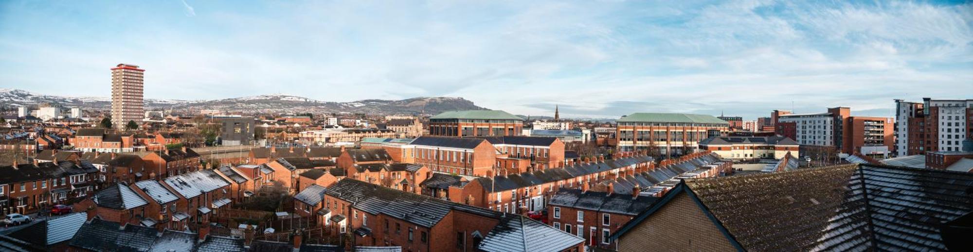 Central Apartment In Belfast City Centre - Sleeps 5 People ภายนอก รูปภาพ